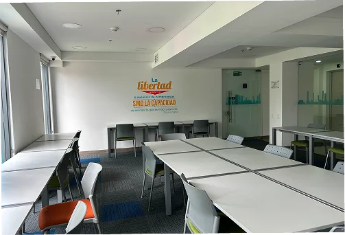 city u salas de estudio
